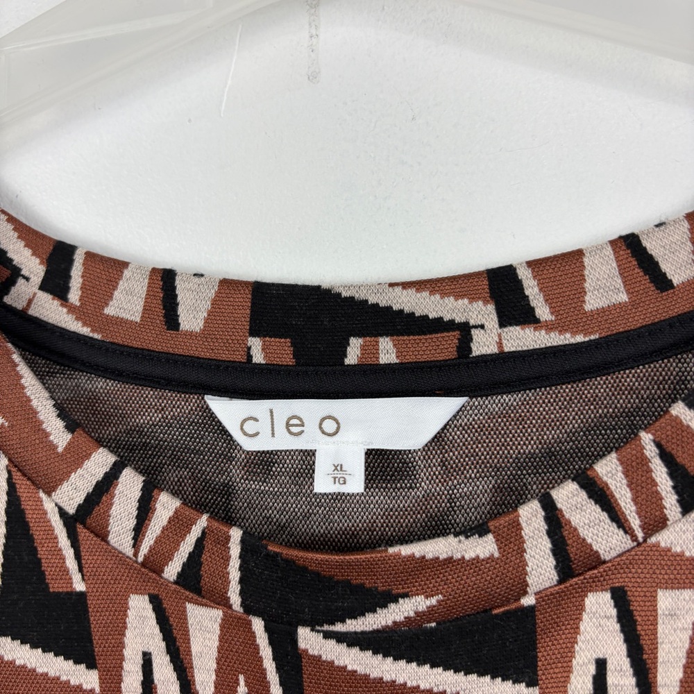 Cleo Layered Abstract Geometric Print Long Sleeve Chiffon Hem Top | Lightweight - Picture 5 of 7